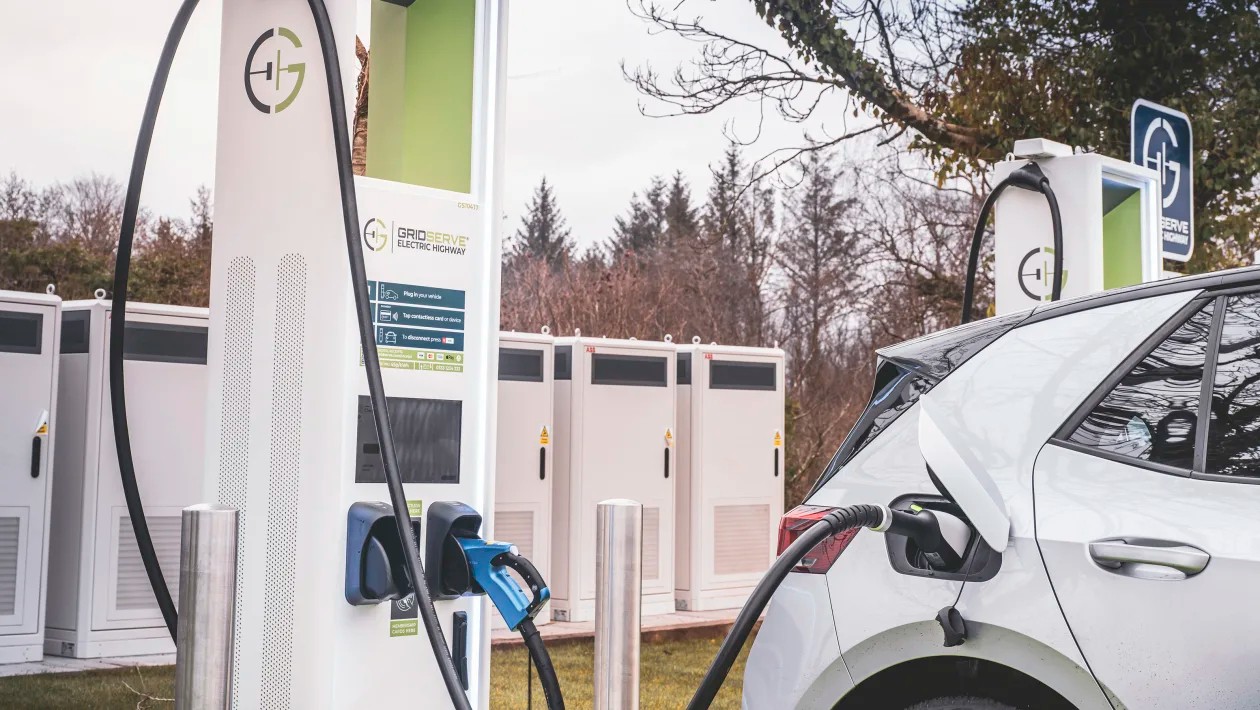 新能源充電樁技術(shù)革新引領(lǐng)市場(chǎng)潮流