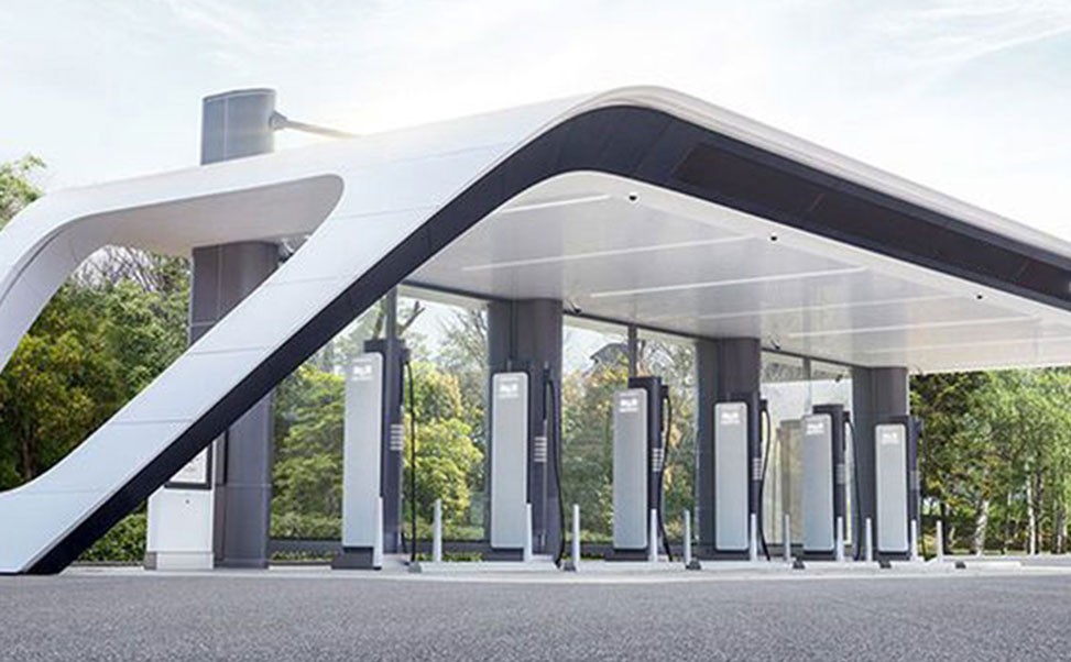 康普利汽車充電樁投資預算與成本控制